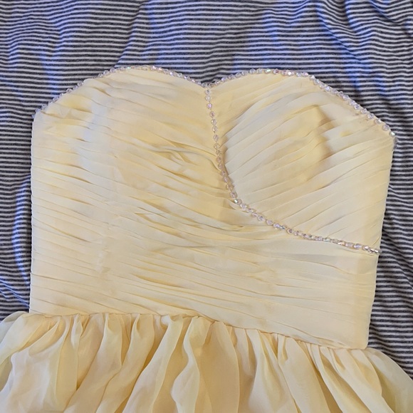 Yellow bridesmaids dress - Picture 2 of 4